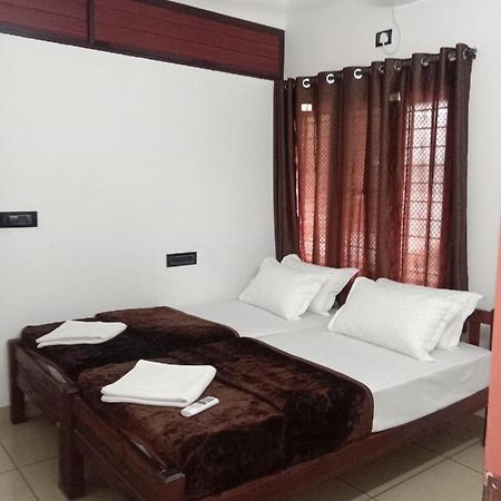 Kochi Bella Villa Exterior photo